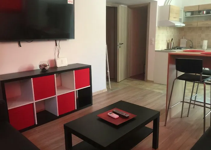 Loutraki Hostel * Λουτράκι