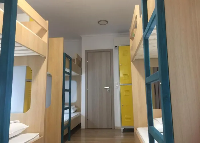 Loutraki Hostel Albergue Loutráki